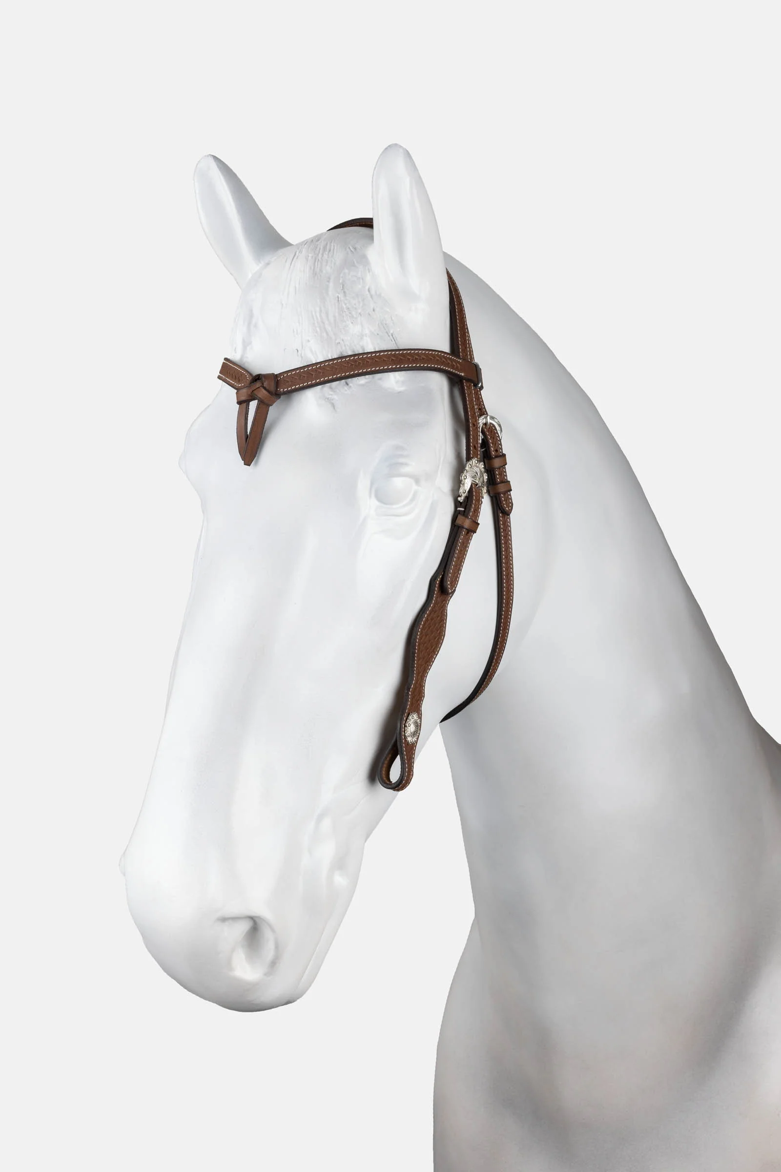 Futurity Knot Bridle With Conchos Tabbaco C