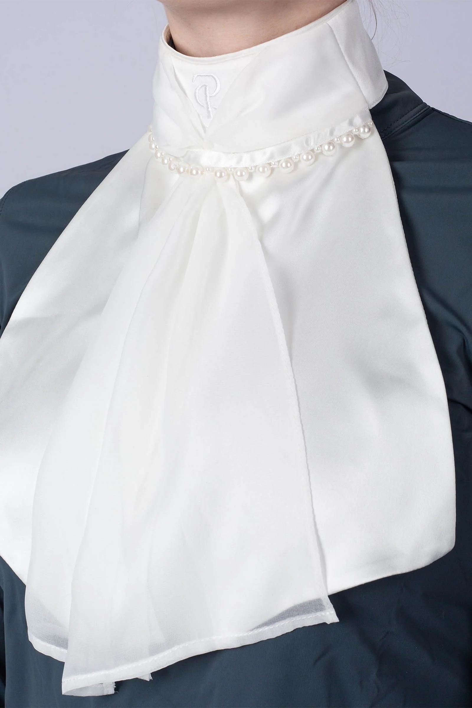 Opal Plastron White One Size