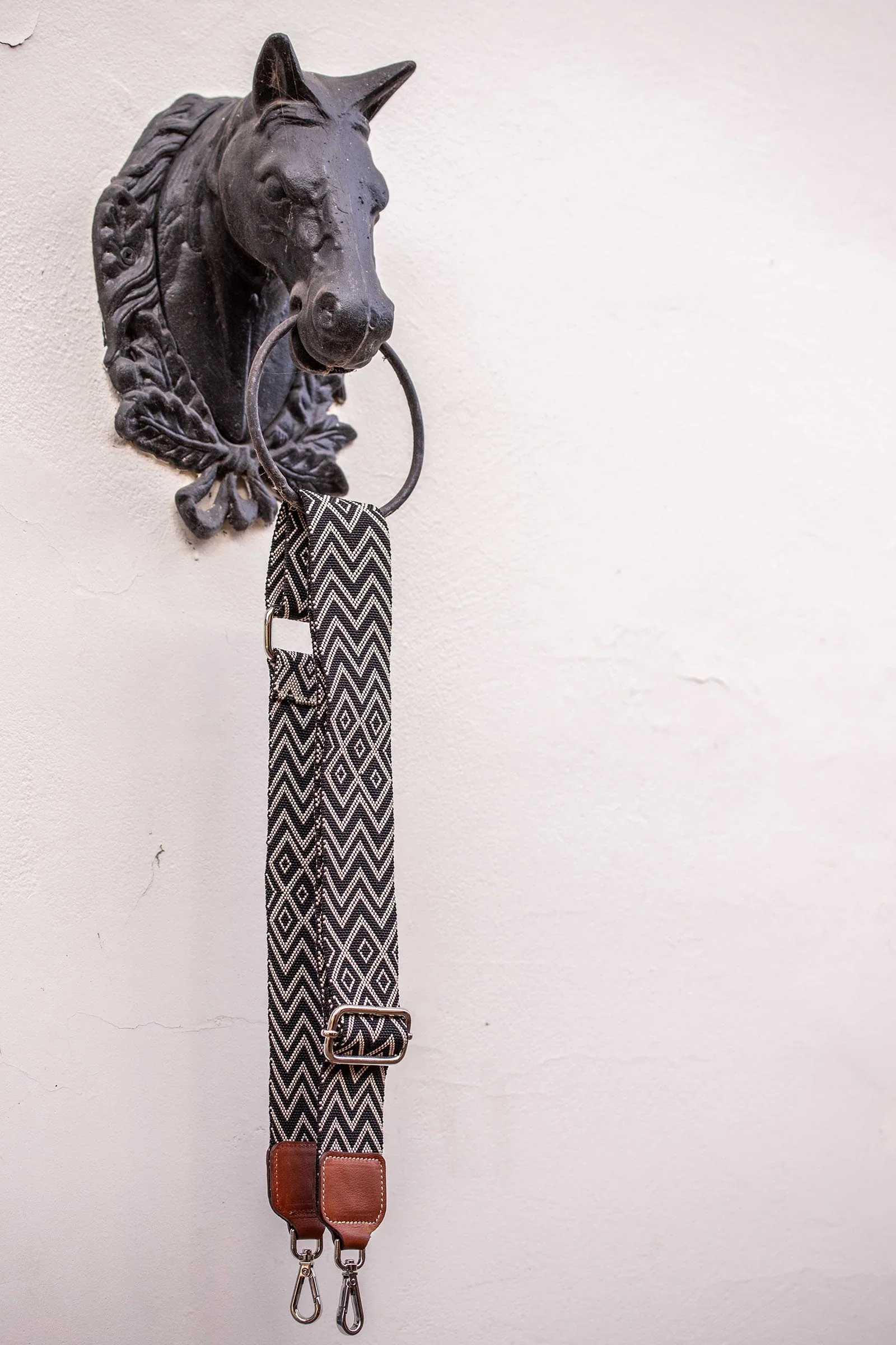 Shoulder Strap Black/Ecru One Size