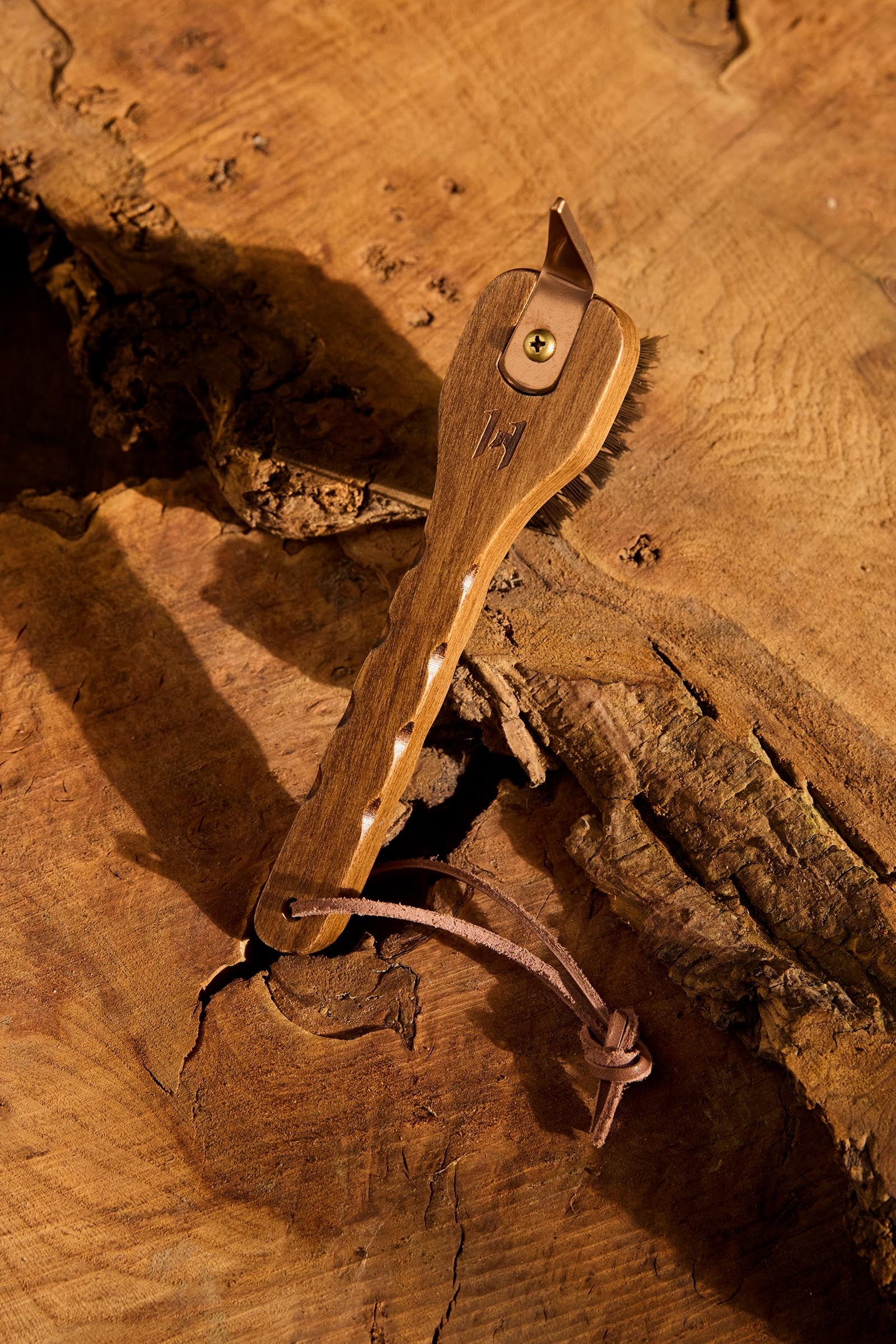 Signature Hoof Pick Wood & Natural Fibres One Size